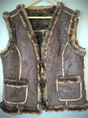 Women’s Suede Brown Fur-Trim Vest